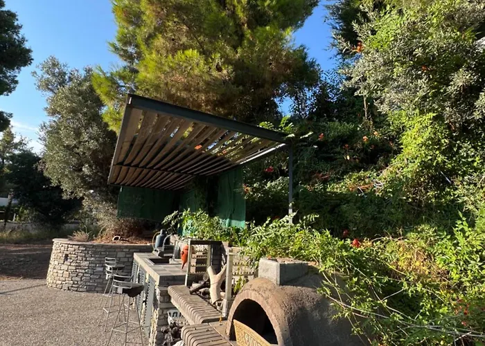 Akti Elia Apartamento *